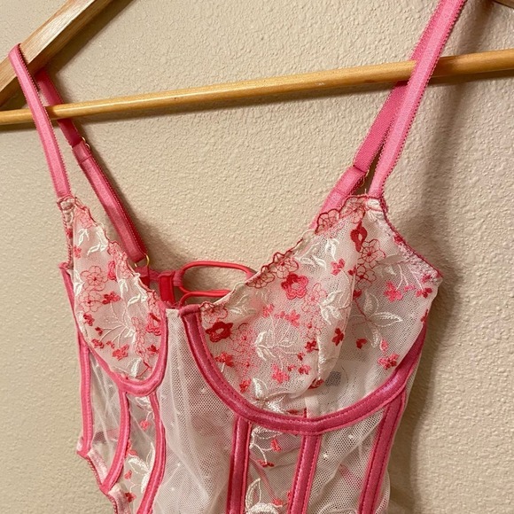 Beginning Boutique Floral Lace Tie Corset Coquette Women sz 4 US Valentine's - Picture 4 of 10